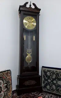 ساعت ایستاده