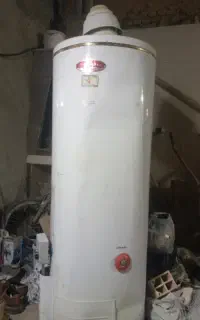 آبگرمکن نو وتمیز شیش ما کارکرده