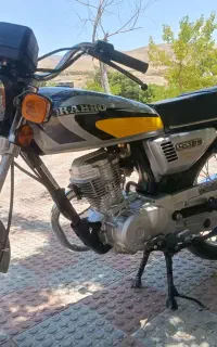موتور سیکلت 90