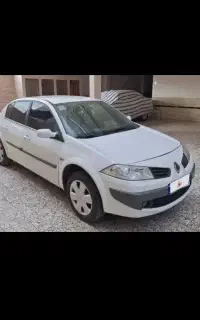 مگان ۱۶۰۰ E2