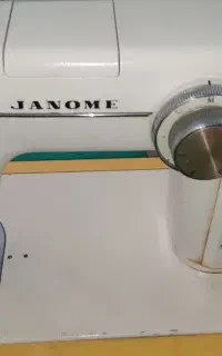 چرخ خیاطی ژانومه