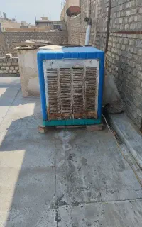 کولر آبی 7 هزار خیلی تمیزسالم مفت گذاشتم پول لازمم