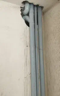 نیازمند کارکن در لوله کشی