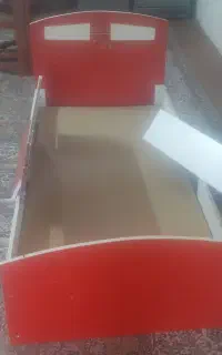 تخت کودک و نوجوان