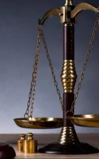 وکیل مخصوص یارانه بگیران و زندانیان کشور