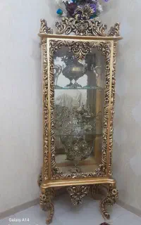 بوفه طلایی