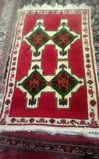 فرش دست بافت قدیمی