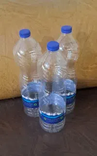 بطری خانواده آب معدنی