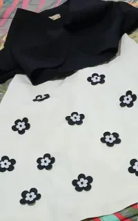 قهوساز چای ساز تعدادی لباس
