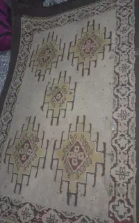 فرش ۱متر در ۱نیم