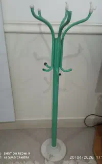 چوب رختی کاملا سالم