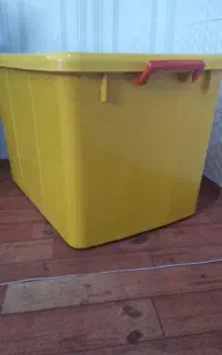 جعبه پلاستیکی  یا صندوق باکس چرخدار درب دار کد ۲۰۹