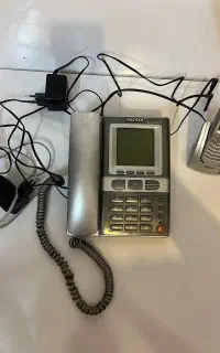 تلفن رومیزی پناس
