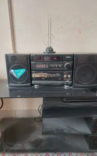 رادیو ظبط سونی با ۲عدد باند