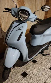 یاماها گرند فیلانو هیبرید Yamaha