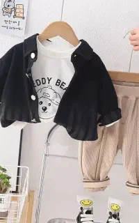 لباس بچگانه