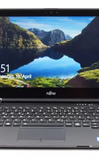 Fujitsu U748 تمیز ژاپنی اصل