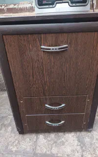 میزچرخ خیاطی همراه با صندلی