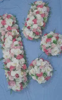 گل مصنوعی ماشین عروس و ...