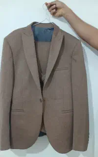 کت وشلوار در حد نو