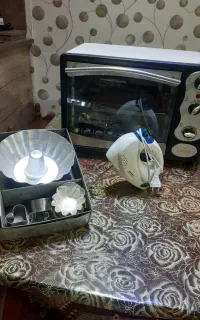 ست ماکروفر و هم زن فقط پایه ماکروفر شکسته