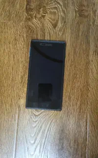 تبلتlenovotab7ESSENTIAL