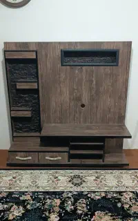 میز تلویزوینی طرح چوب با نور پردازی چهار چراغه