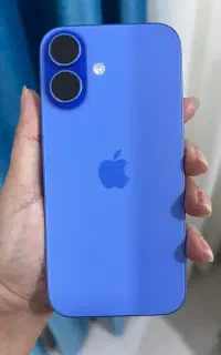 آیفون ۱۶ شیک و نو