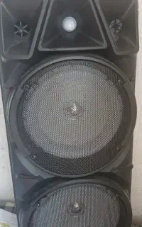 اسپیکر درحد نو بزرگ
