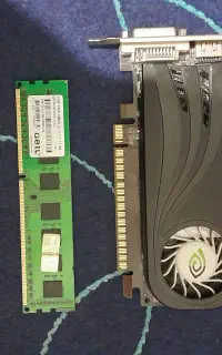 گرافیک ۲ گیگ و رم ddr3