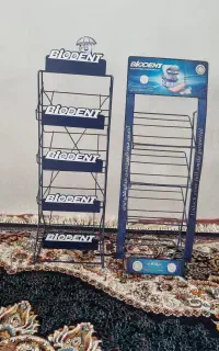 دو عدد استند