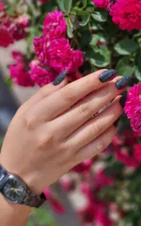 تخفیف ویژه کاشت ناخن ۴۰۰ و ترمیم ۲۵۰ تخصصی