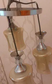 لوستر شیشه و چوب