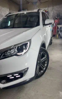 پولیش واکس و نقاشی خودروتضمینی چند ساله(۱.۱۰۰)