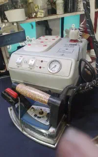 اتو بخار ۳ونیم لیتری