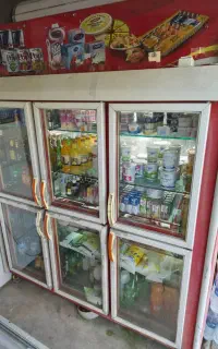یخچال ویترینی