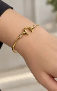 دستبند النگویی طلای ظریف فقط ۴٪ بالای تابلو