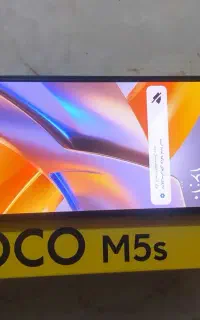 پوکو m5s