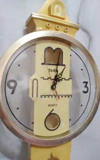 ساعت دیواری