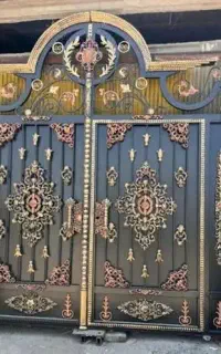 نقاشی ساختمان و درو پنجره