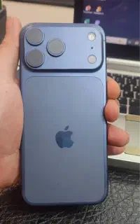 آیفون ۱۷ پرو مکس آبی سورمه ای