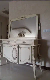 آینه و کنسول