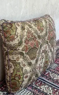 ده عدد پشتی