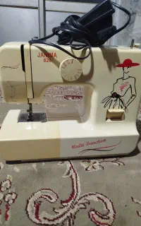 چرخ خیاطی ژانومه