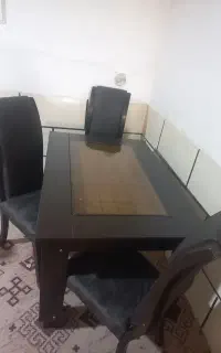 میز ناهارخوری چهارنفره