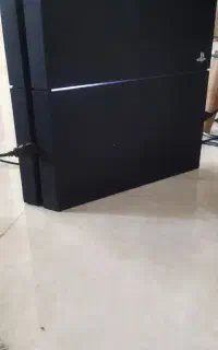 ps4 fat.    پلی اتیشن 4 درحد نو
