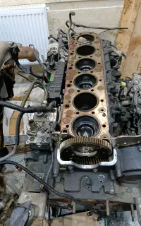 قطعات استوک اصلی ولوو -رنو