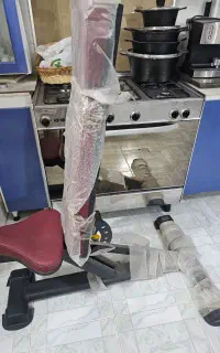 میز پرس سینه مُدَرَج