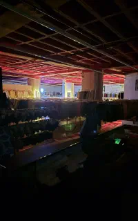 فروشنده مجموعه پوشاک ایرانیان