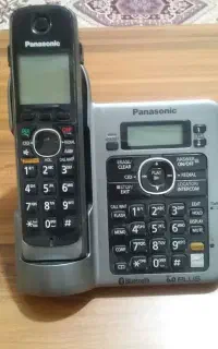 تلفن ثابت و بیسیم پاناسونیک دو گوشی درحد نو